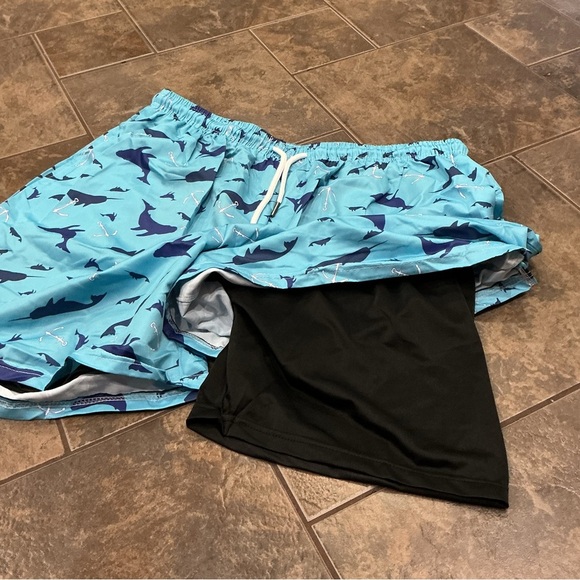 🔥3/$42 w FREE SHIPPING🔥 Blue Shark Whale Fish Print Swim Shorts - Picture 3 of 3